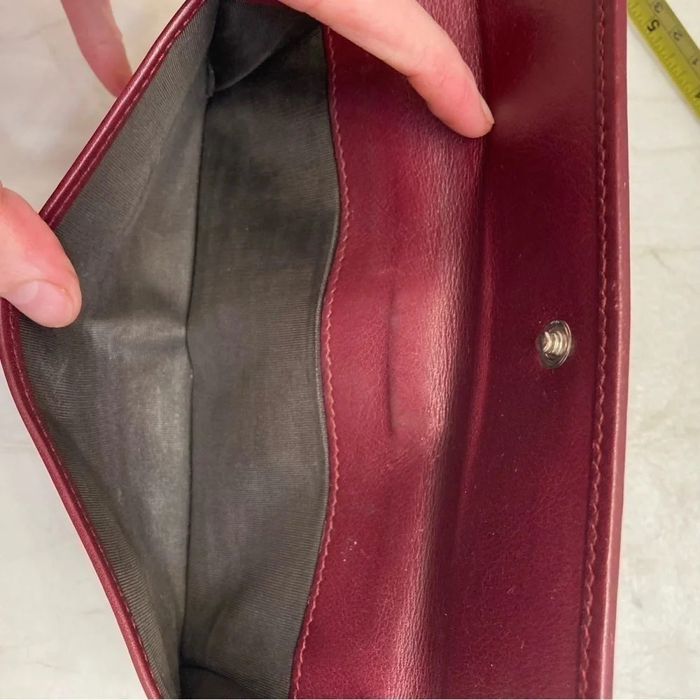 Gucci burgandy red leather embossed long wallet - Picture 5 of 12